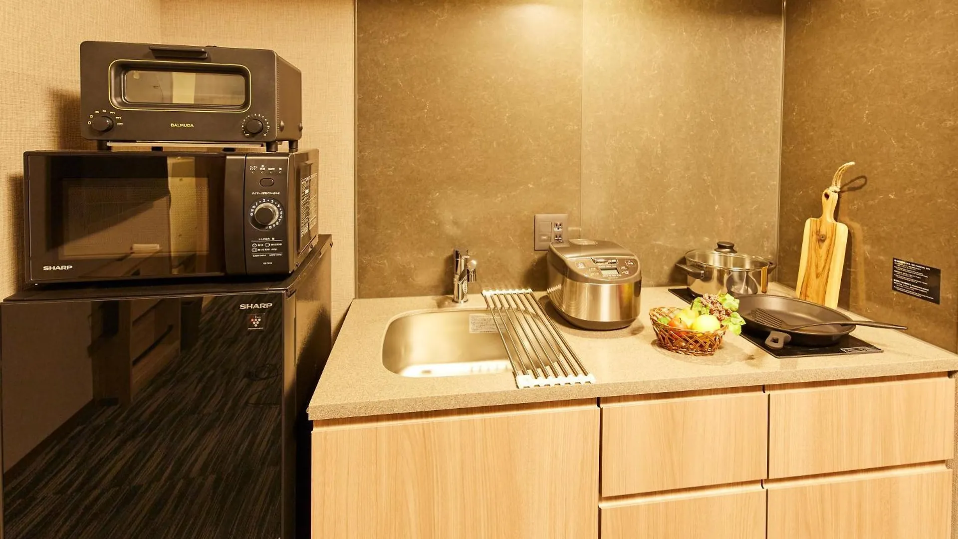 **** Aparthotel Monday Apart Premium Akihabara Tokyo Japan